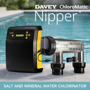 Davey ChloroMatic Nipper DNP25C Self-Cleaning Salt and Mineral Water Chlorinator w/ Timer & Battery Backup