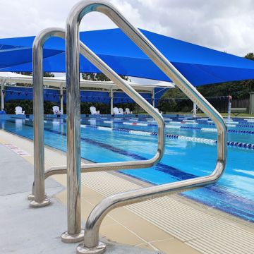 S.R. Smith Narrow Spaced Figure 4 Grab Rail Flanged - Single Left - Pool Rail