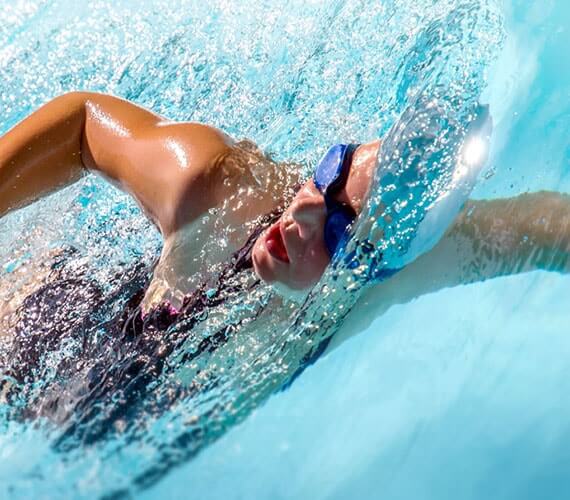 Endless swimming and low-impact walking in place using BADU Stream II current