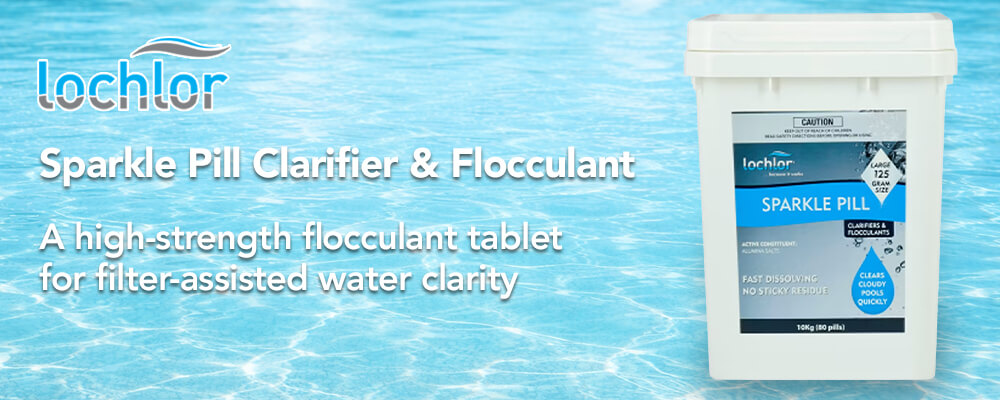 A high-strength flocculant tablet for filter-assisted water clarity